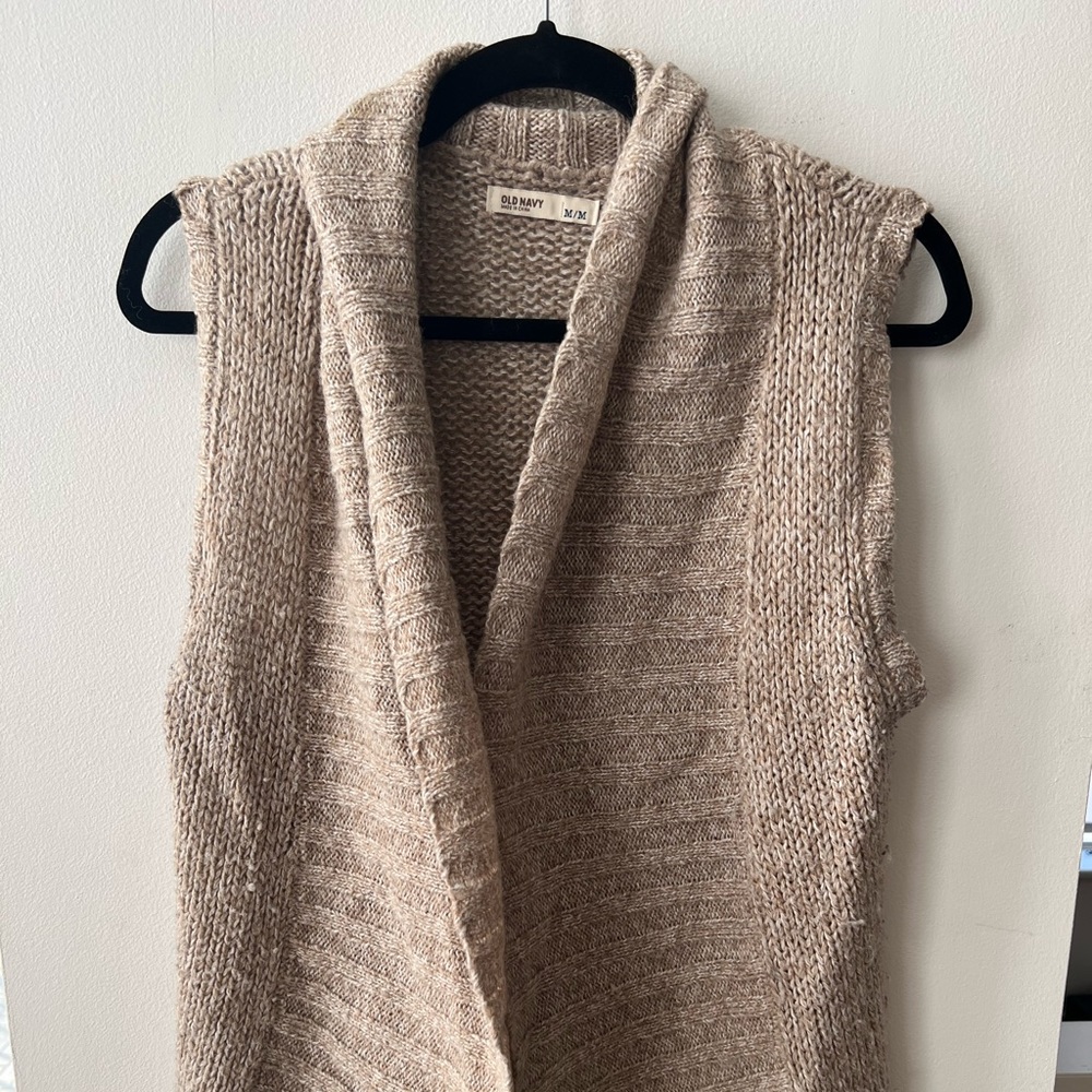 Old navy knit vest